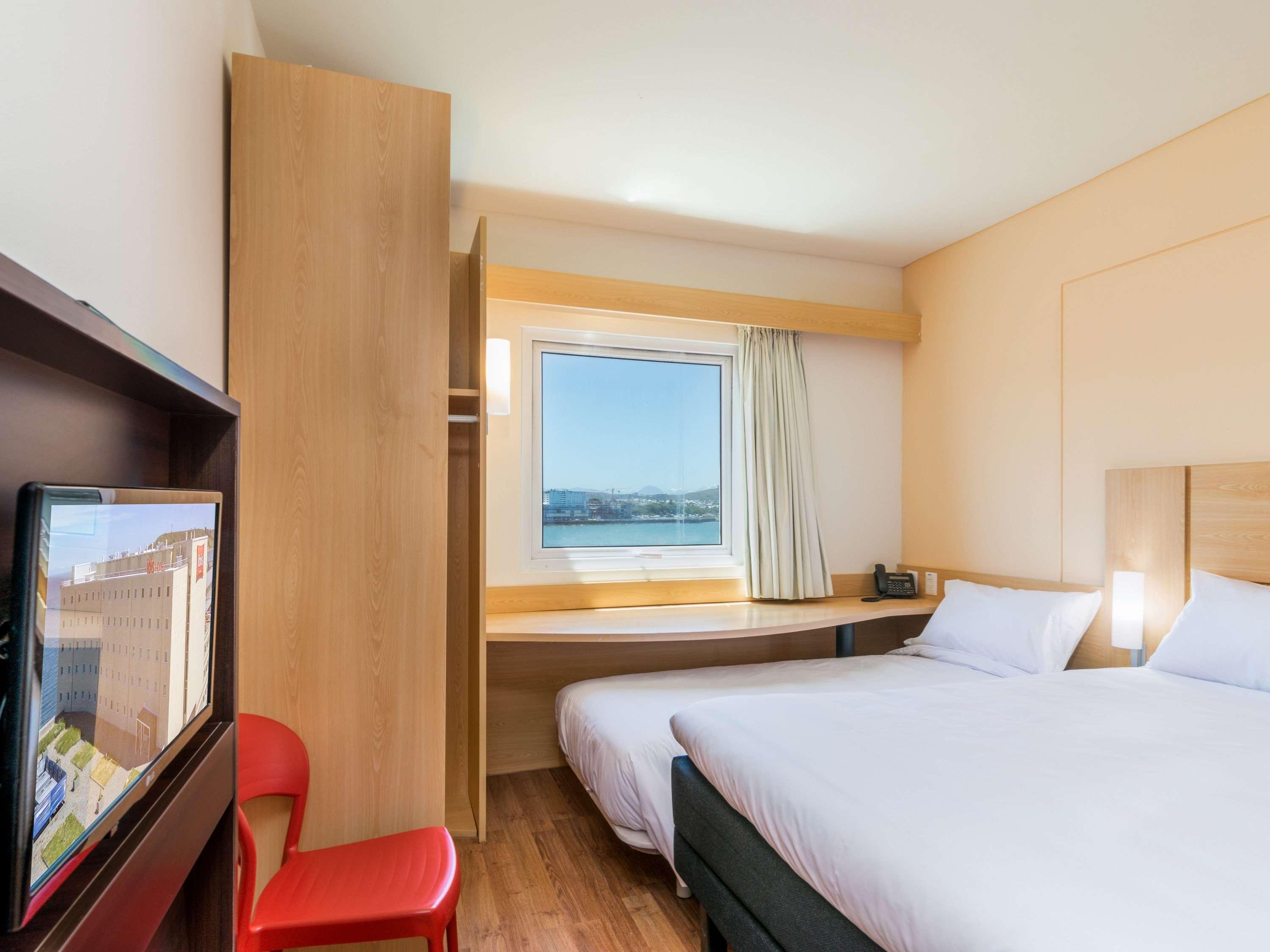 Ibis Puerto Montt Hotel Eksteriør billede