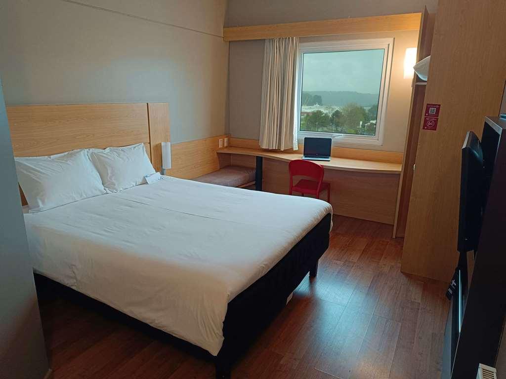 Ibis Puerto Montt Hotel Værelse billede